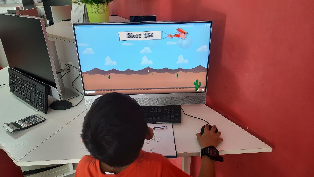 6336617070472573329_121